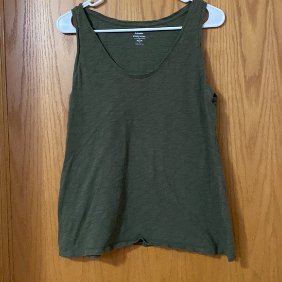 Old Navy Tank Top Bundle Medium Green Peach - Picture 3 of 6